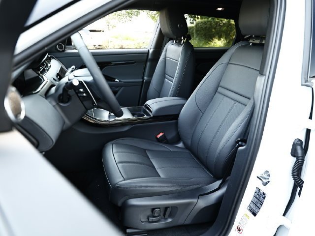 New 2026 Fuji White LAND ROVER S image 22