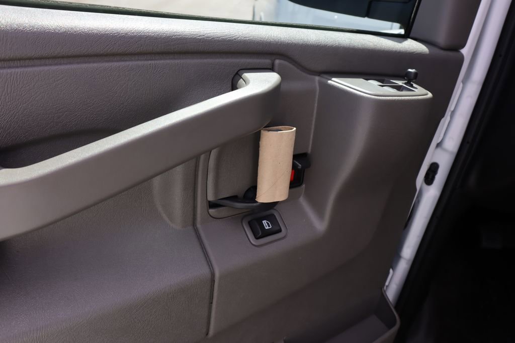 2025 GMC Savana Cargo Work Van - Photo 13
