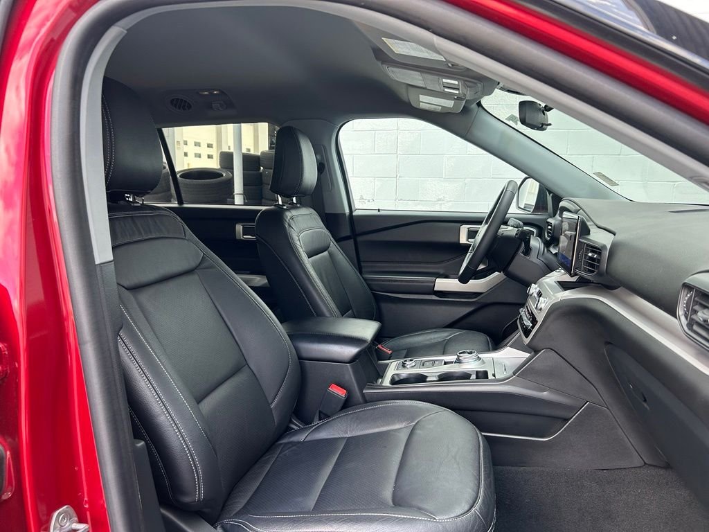 Used 2023 Red Ford XLT image 21