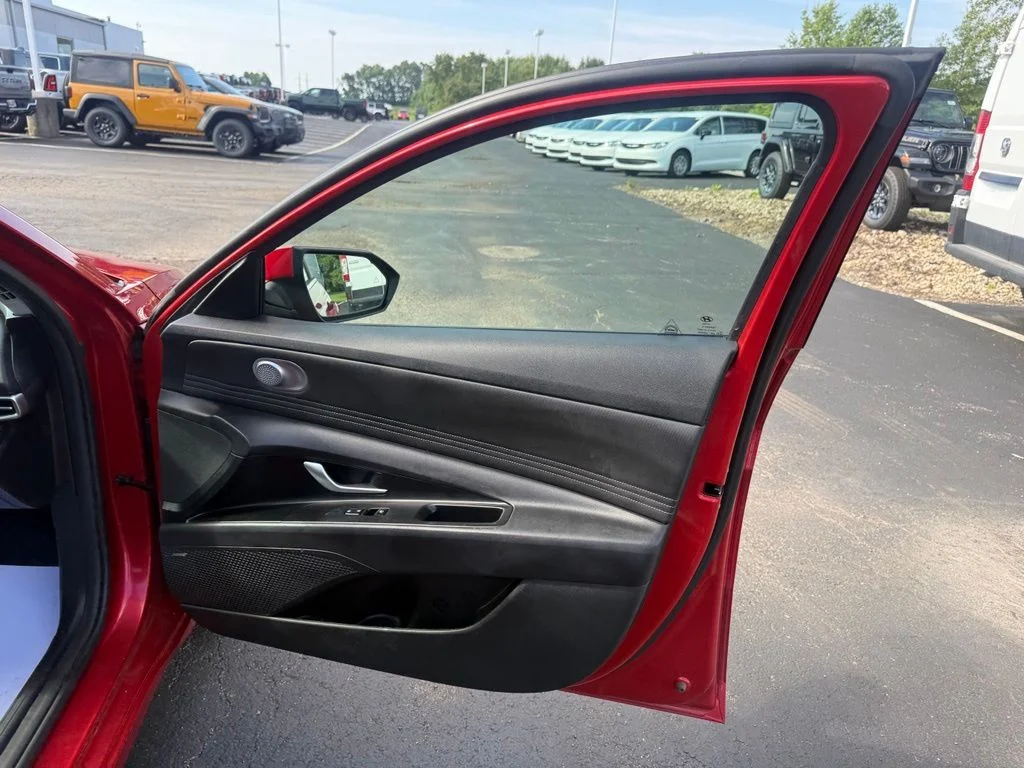 Used 2023 Red Hyundai Limited image 46