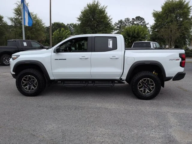 Used 2024 White Chevrolet ZR2 image 6
