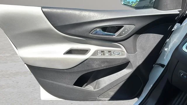 Used 2023 Summit White Chevrolet LT image 18