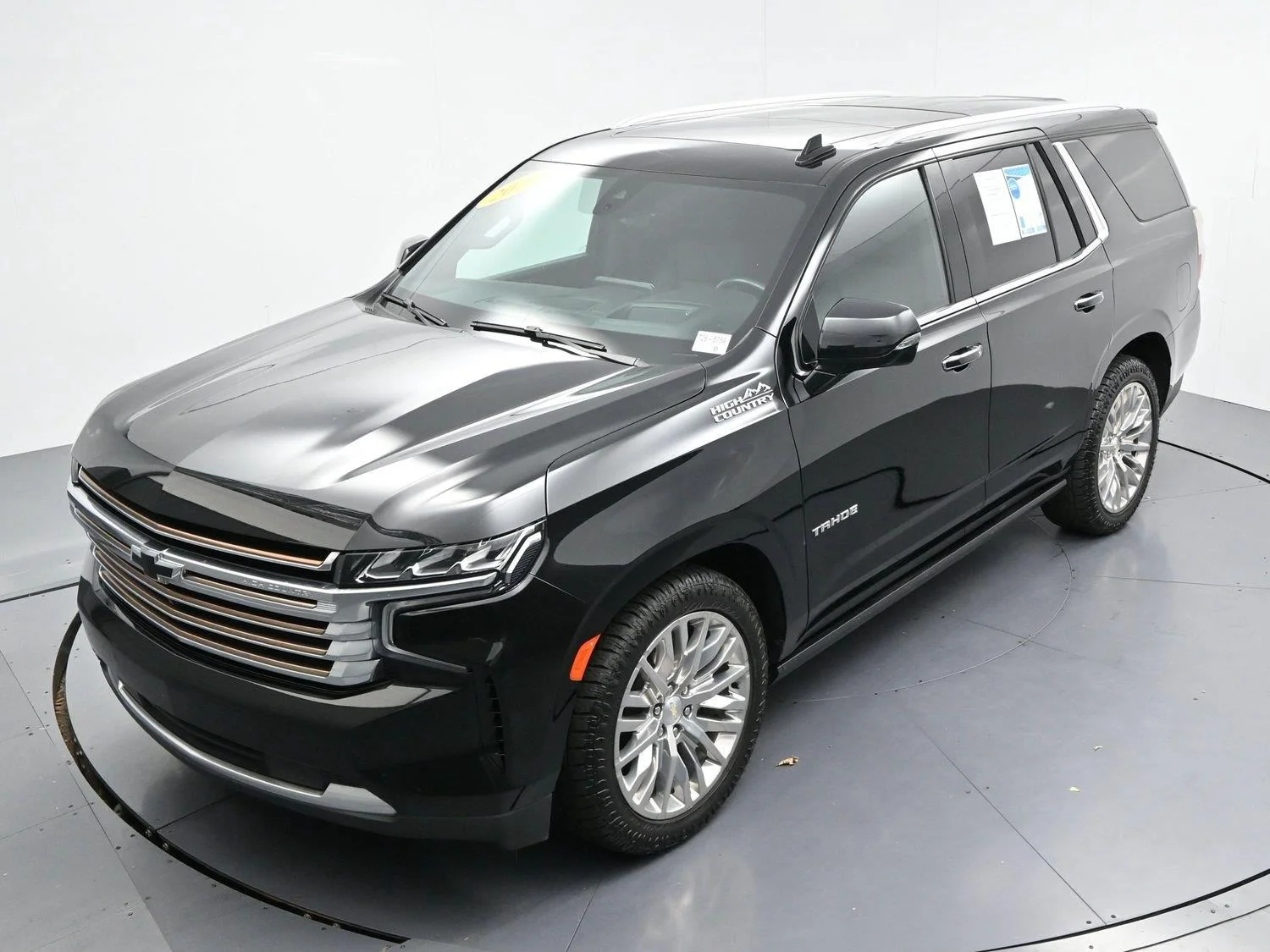Used 2022 Black Chevrolet High Country image 43