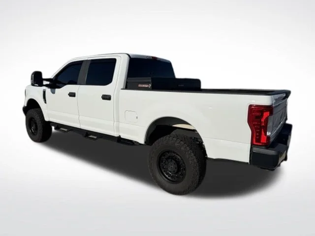 Used 2018 White Ford XL image 6