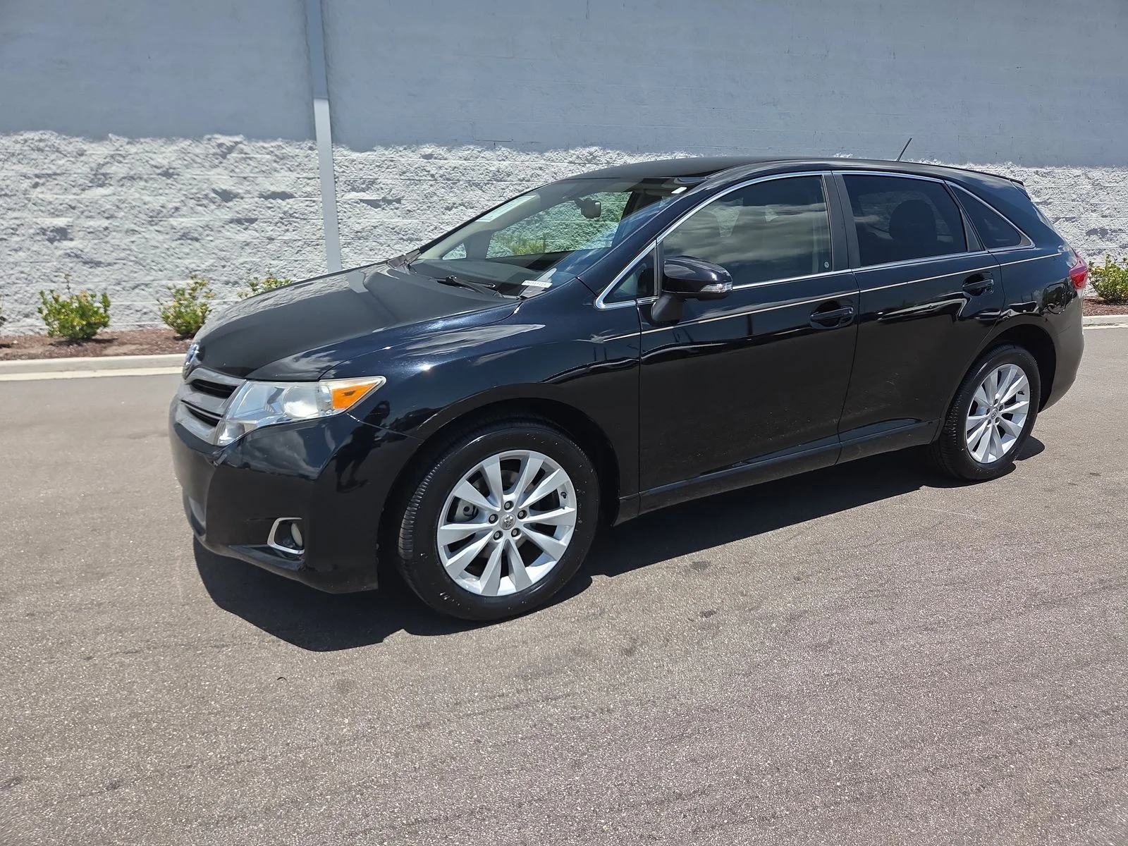 2015 Toyota Venza LE FWD L4's photo