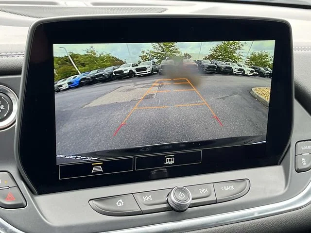 Used 2025 Black Chevrolet LT image 34