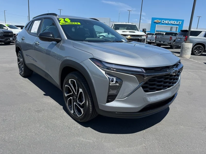 2024 Chevrolet Trax 2RS's photo
