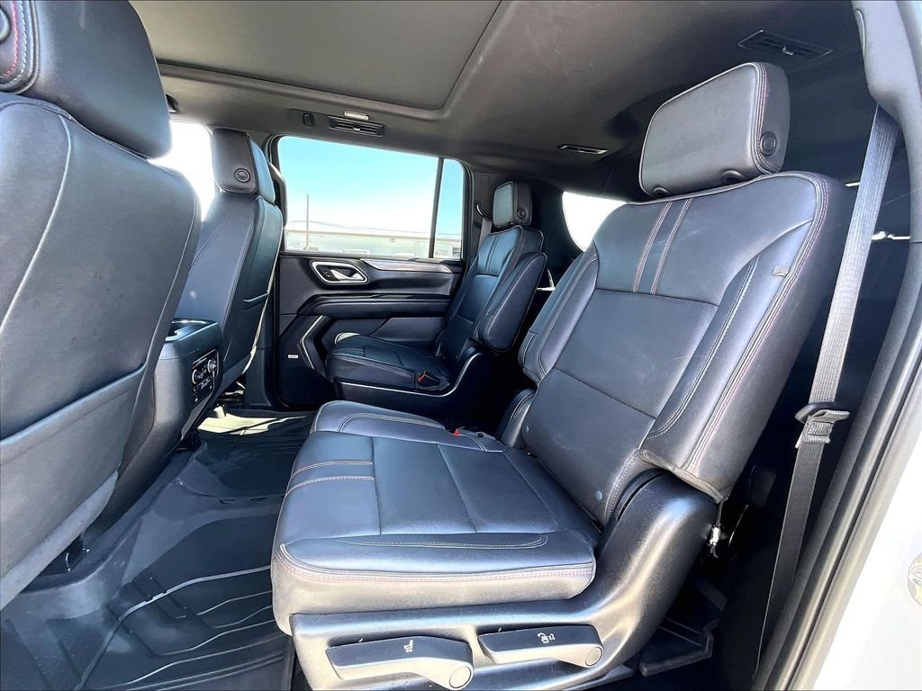 Used 2024 Summit White Chevrolet RST image 15
