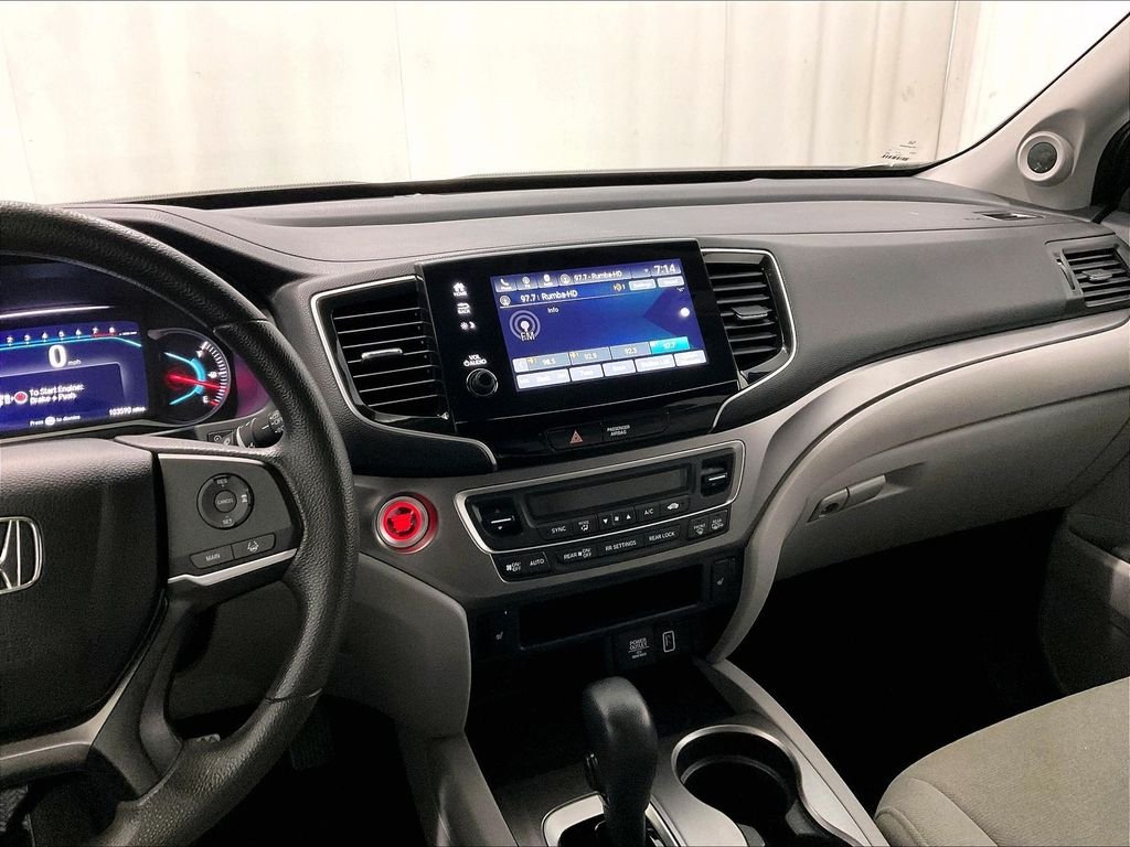 Used 2019 Silver Honda EX image 19