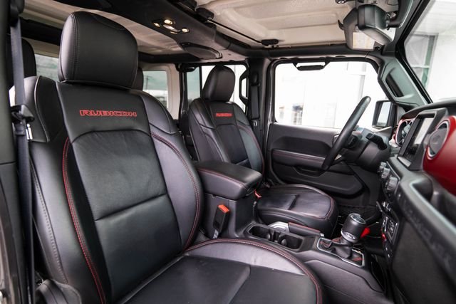 Used 2019 Crystal Metallic Jeep Unlimited Rubicon image 19
