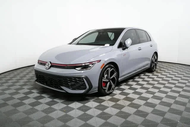 New 2026 Moonstone Gray Volkswagen SE image 31