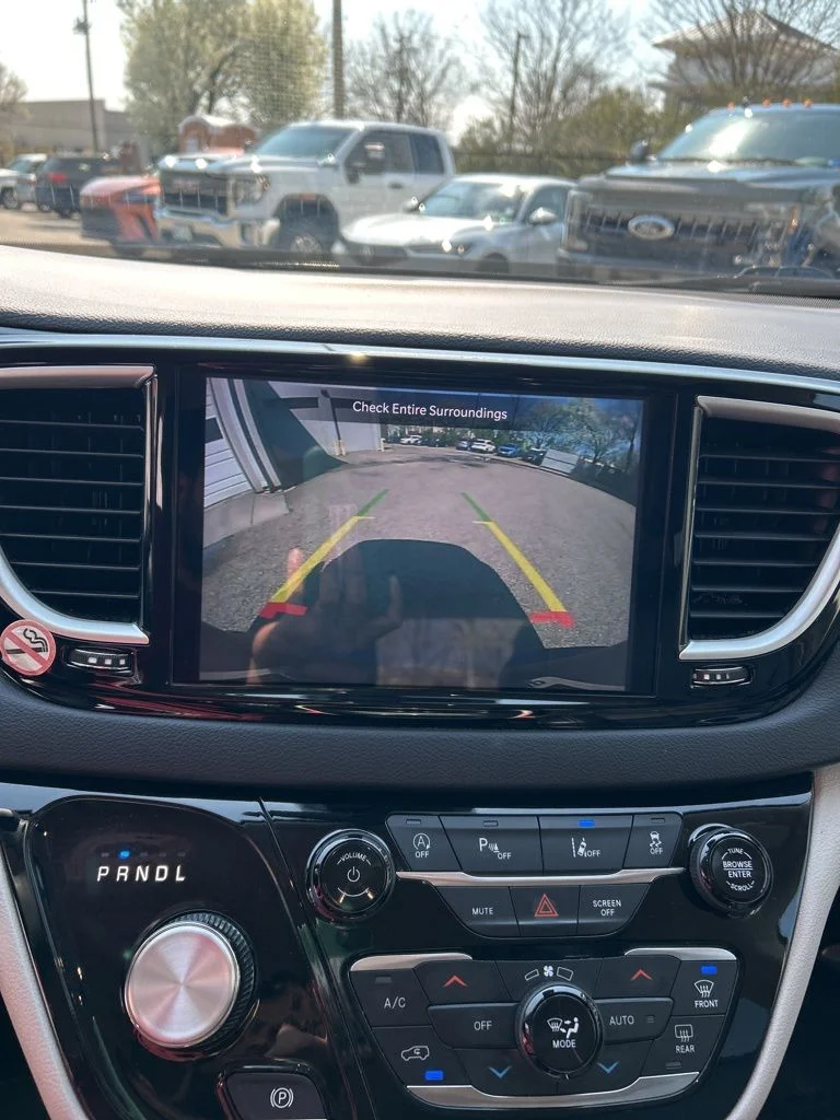 Used 2023 Gray Chrysler Touring L image 13