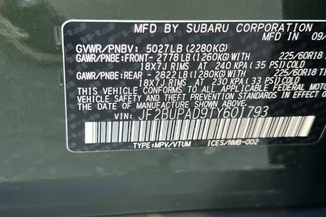 New 2026 DEEP EMERALD GREEN PEARL Subaru Premium image 24