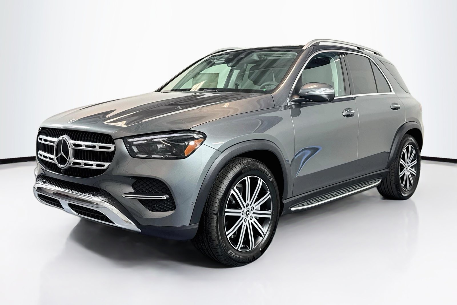 New 2026 Selenite Grey Metallic Mercedes-Benz GLE 350 image 1