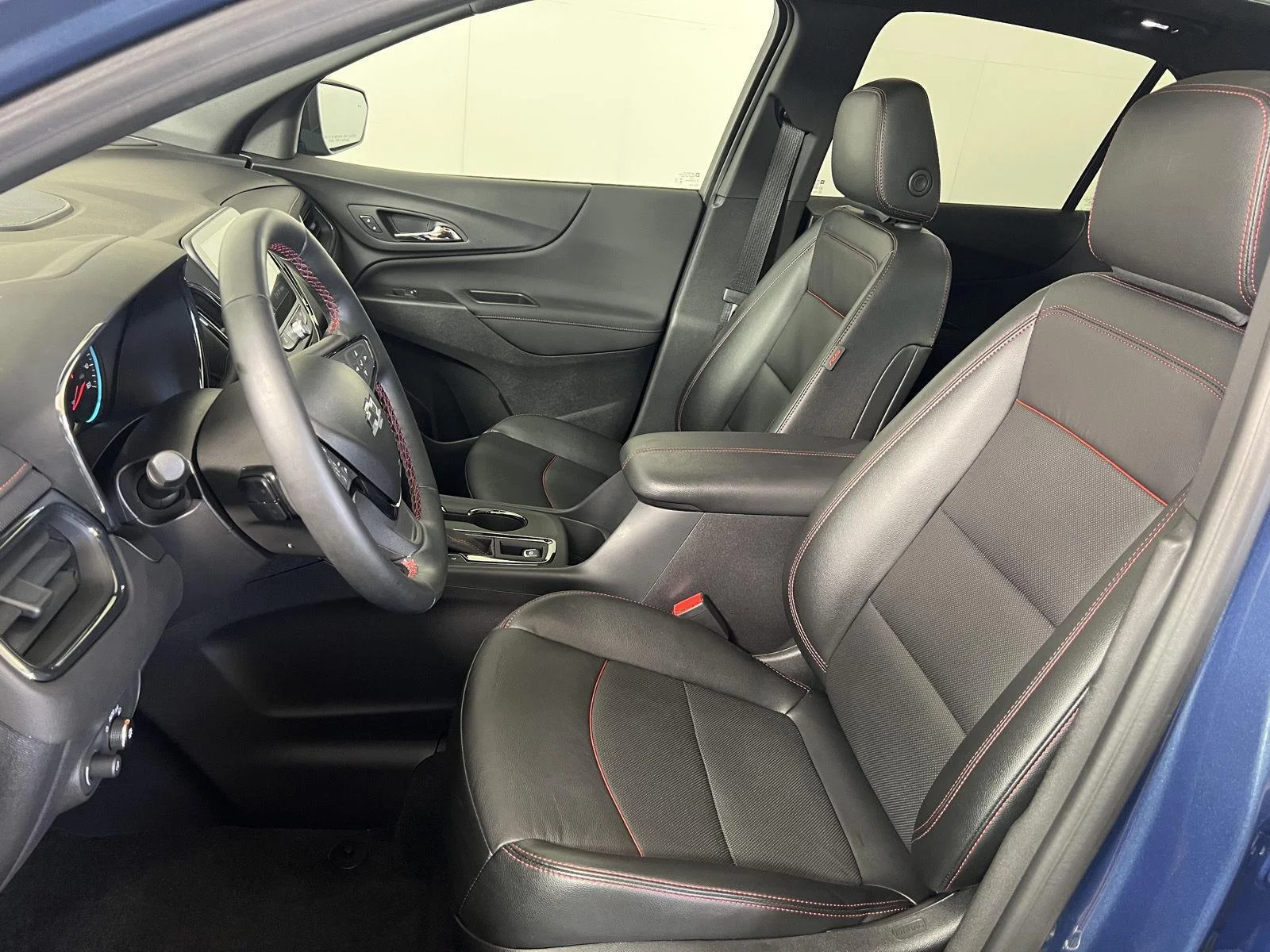 Used 2024 Lakeshore Blue Metallic Chevrolet RS image 5