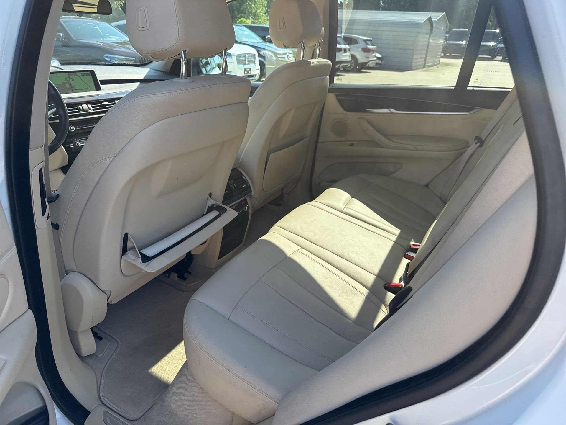 Used 2015 Alpine White BMW xDrive35i image 10
