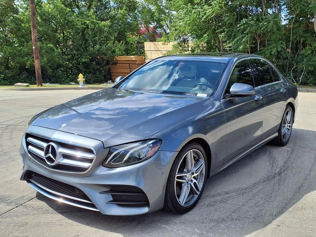 Used 2017 Gray Mercedes-Benz E 300 image 7