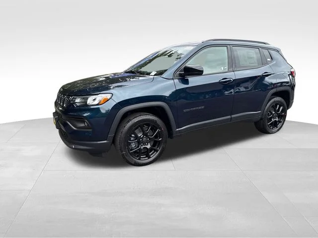New 2026 Fathom Blue Pearl-Coat Exterior Paint Jeep Latitude image 3