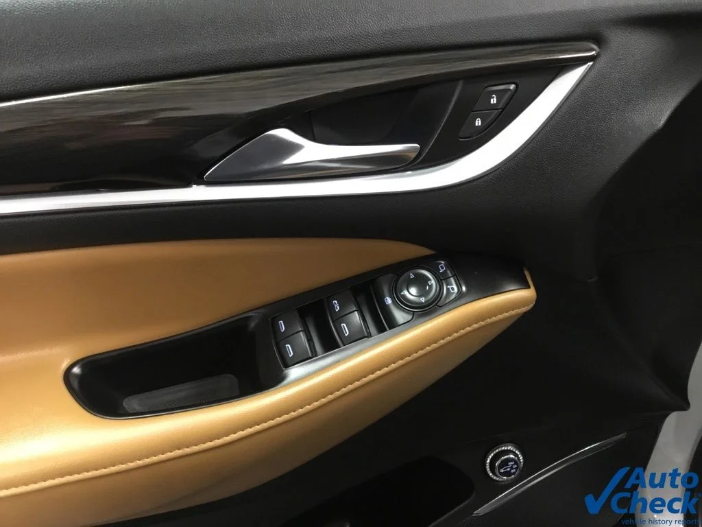 Used 2018 White Buick Essence image 22
