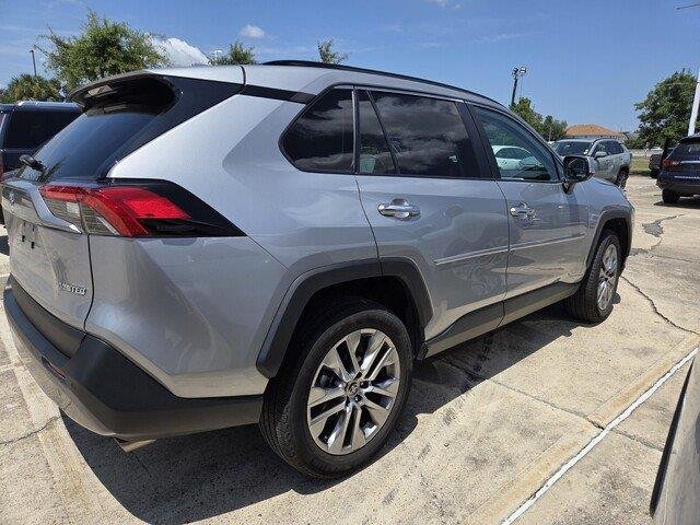 Used 2022 Silver Sky Metallic Toyota Limited image 4