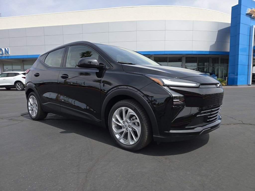 2027 Chevrolet Bolt EV LT Auto's photo