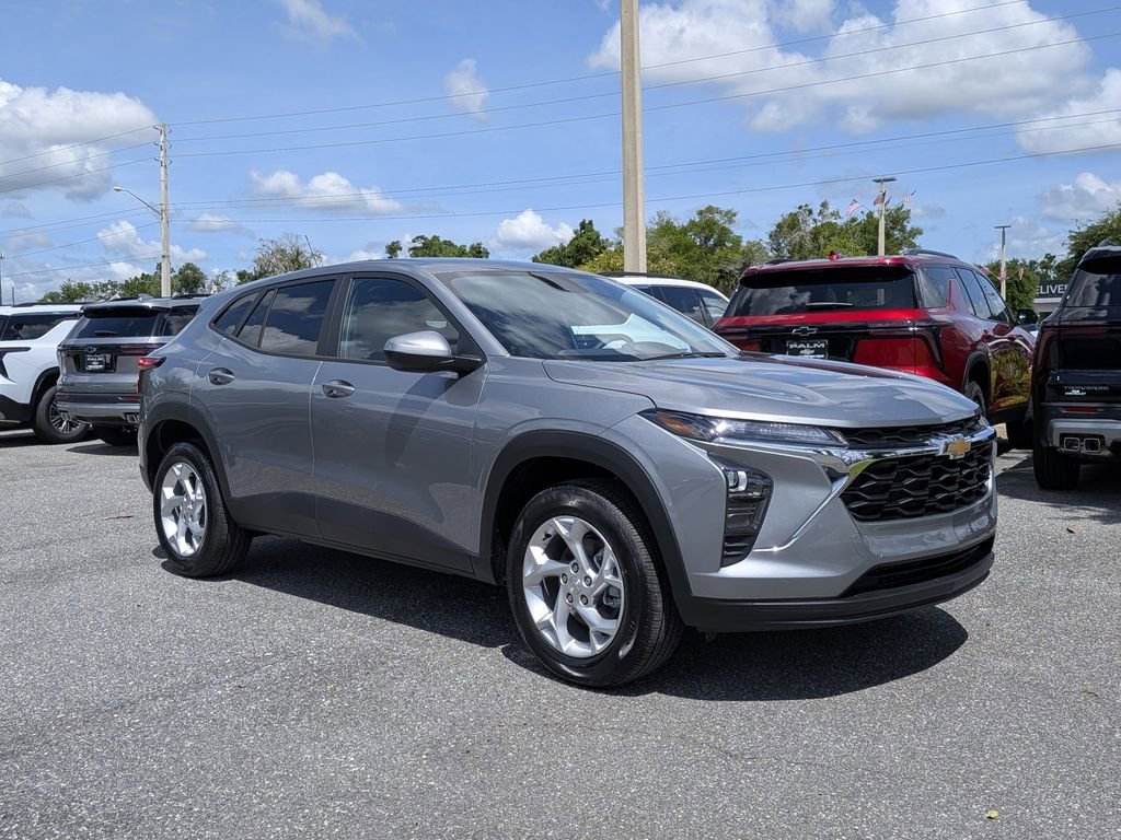 2026 Chevrolet Trax LS's photo