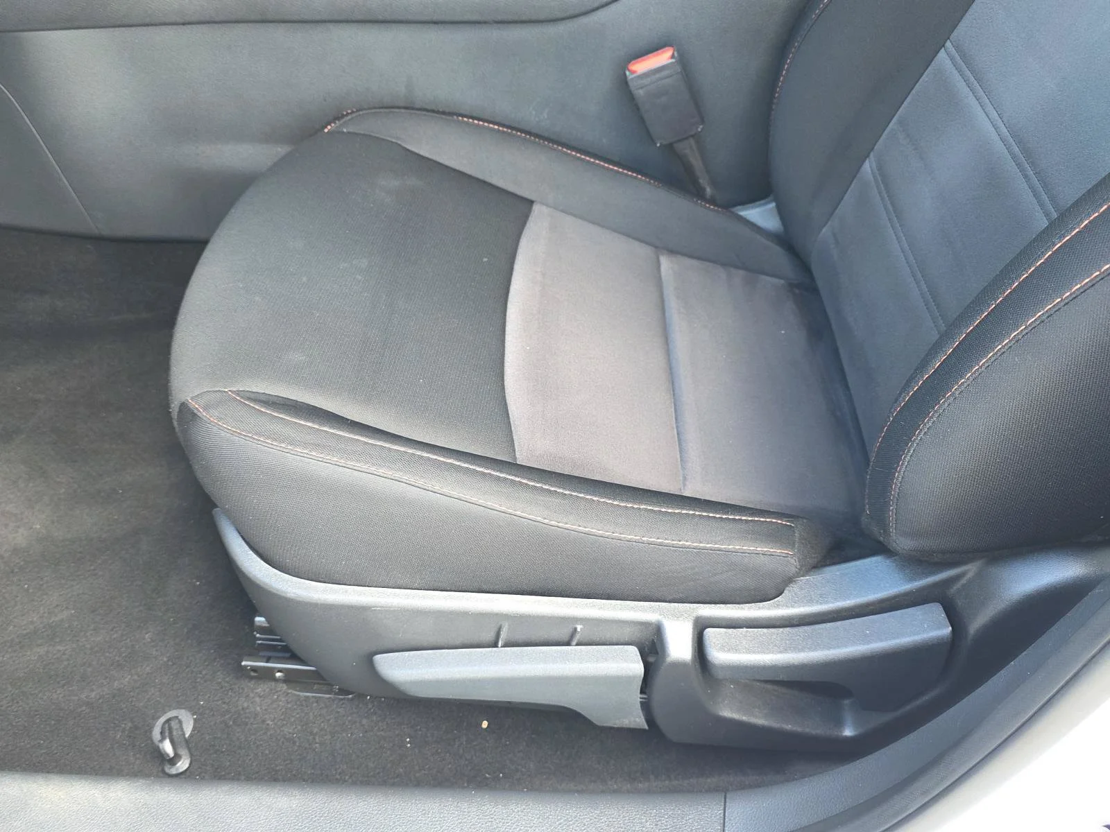 Used 2024 Aspen White Tricoat/Super Black Nissan SR image 13