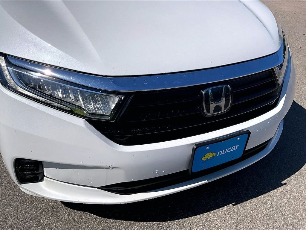 Used 2021 White Honda EX-L image 31