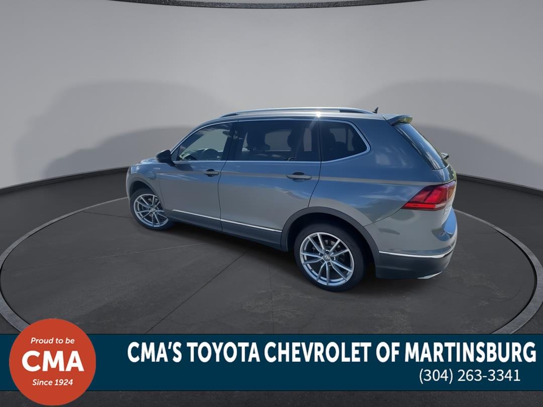 Used 2019 Platinum Gray Metallic Volkswagen SE image 6