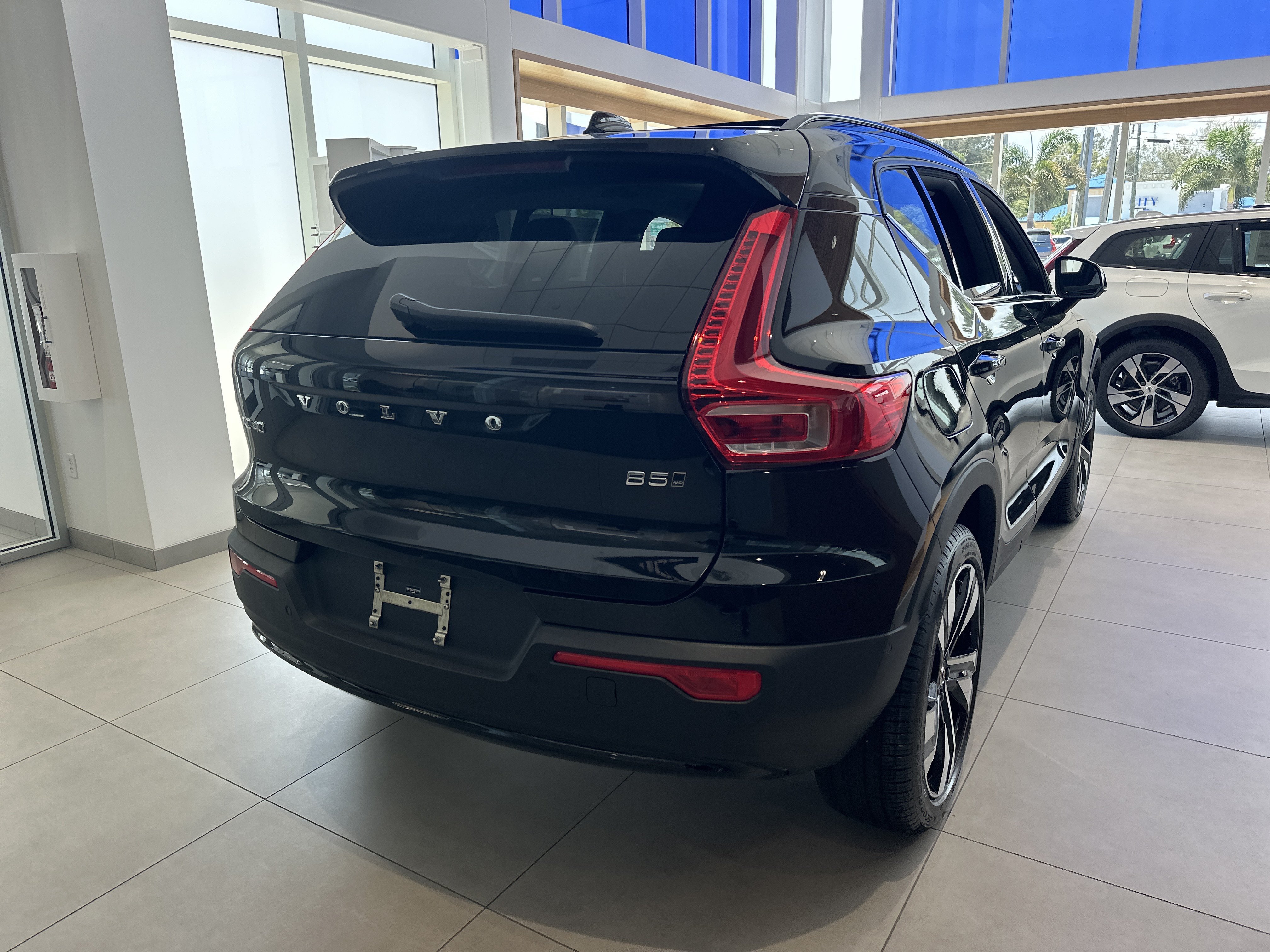 New 2026 Onyx Black Volvo Plus image 3