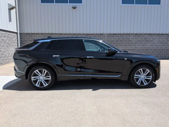 Used 2024 Cadillac LYRIQ Tech with VIN 1GYKPMRK4RZ102114 for sale in Nampa, ID