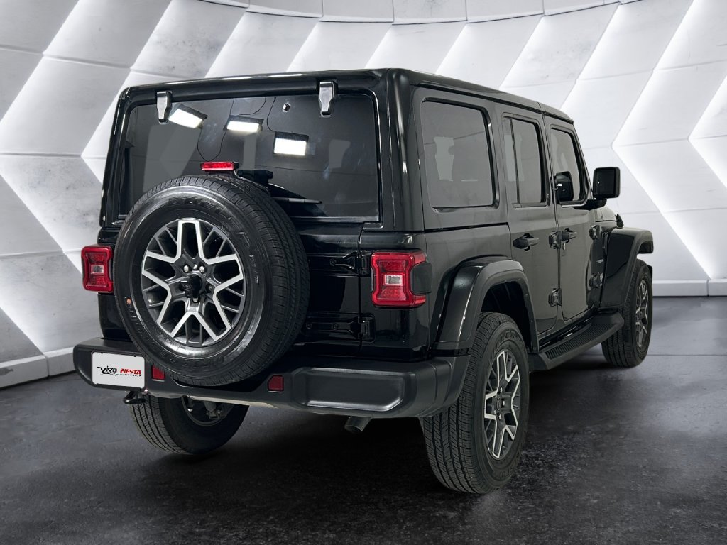 Used 2024 Black Jeep Sahara image 4