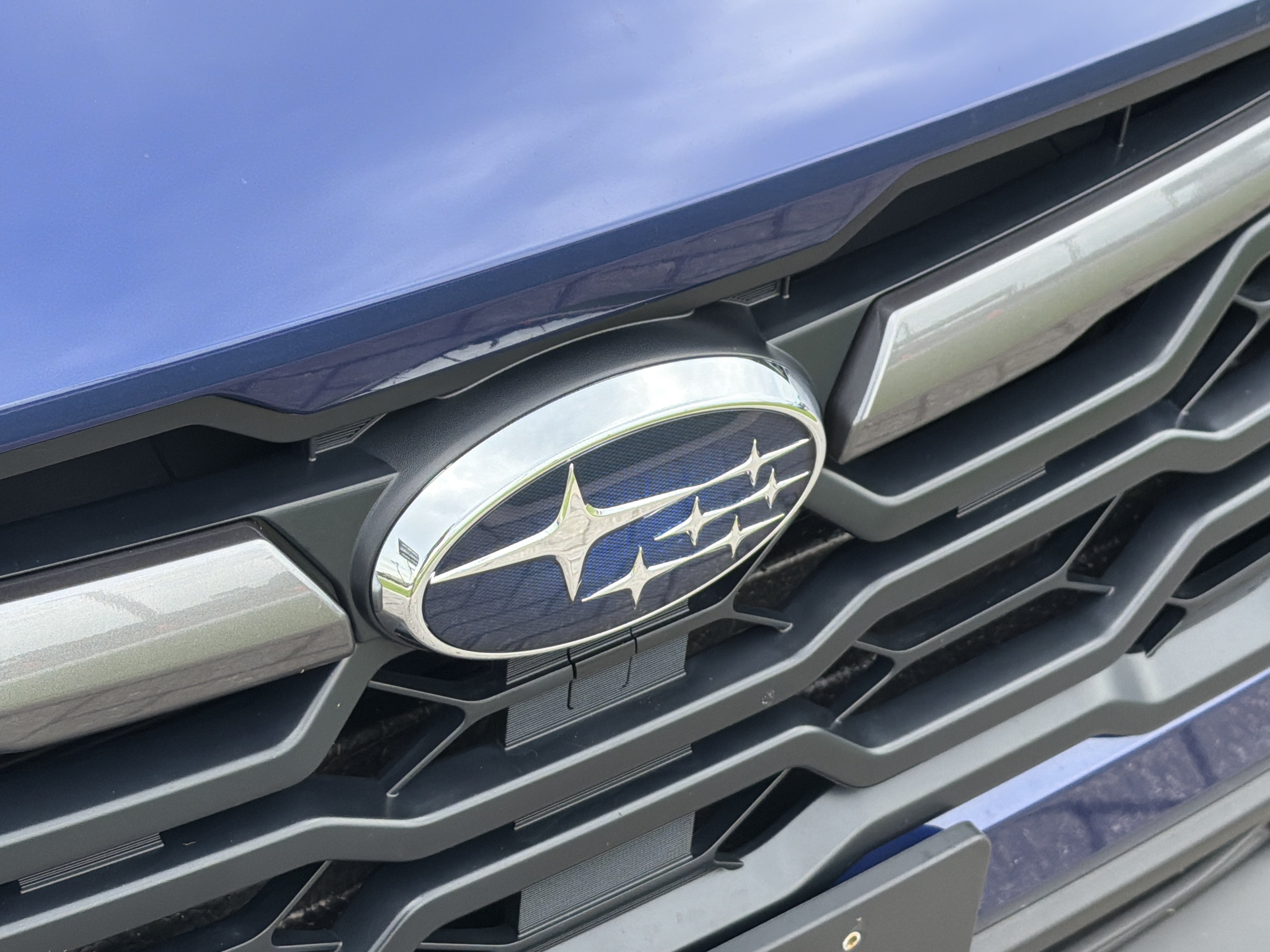 Certified Used 2025 Sapphire Blue Pearl Subaru Premium image 9