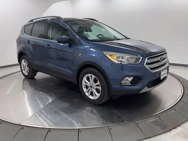 Used 2018 Blue Ford SE image 7