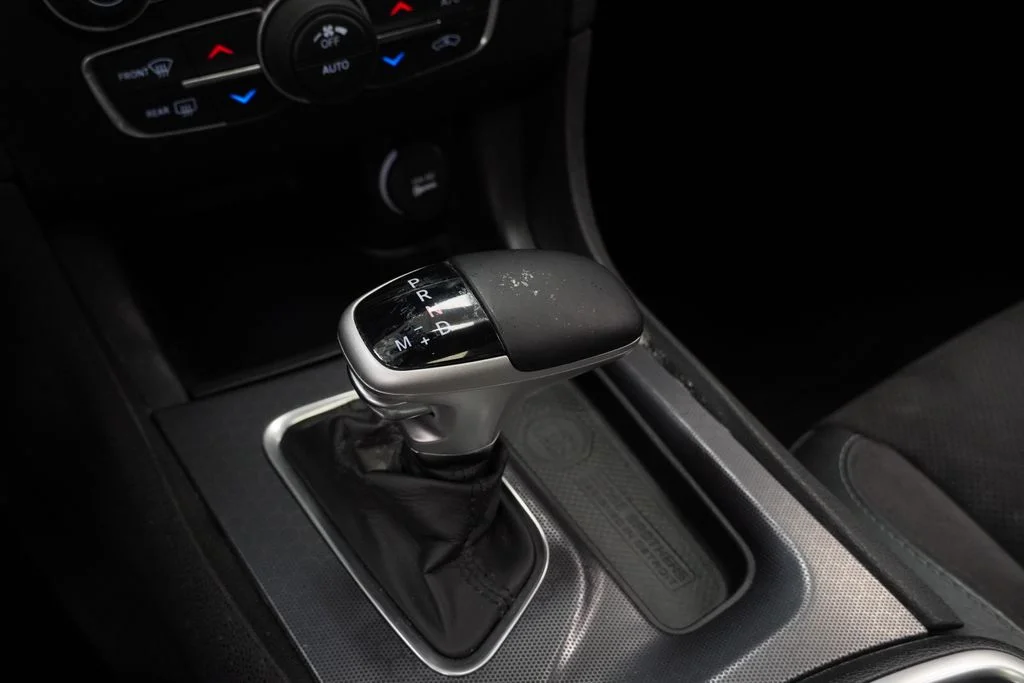 Used 2015 Black Dodge R/T image 37