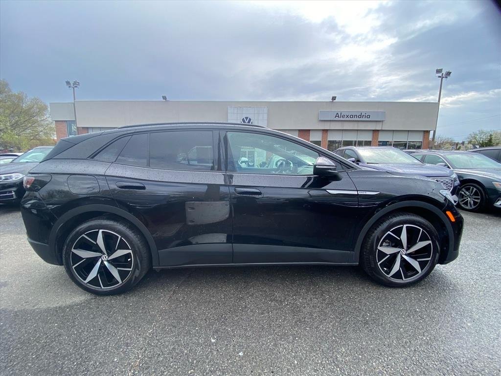 Certified 2024 Volkswagen ID.4 PRO S with VIN 1V2VRPE85RC006440 for sale in Alexandria, VA