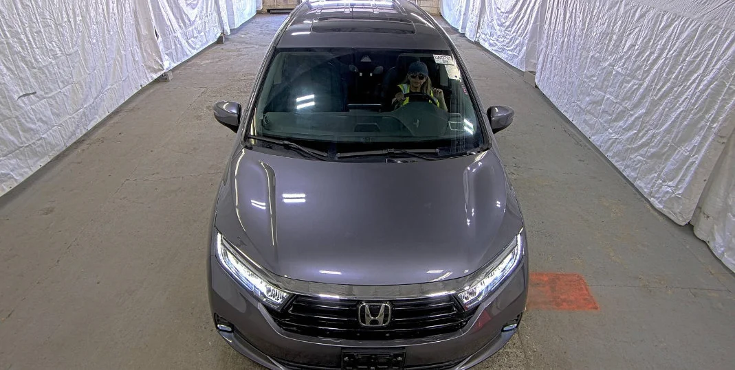 Certified Used 2024 Modern Steel Metallic Honda EX-L image 2