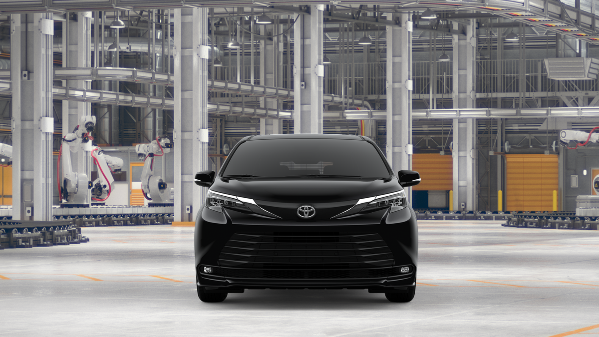 New 2026 Midnight Black Metallic Toyota XLE image 17