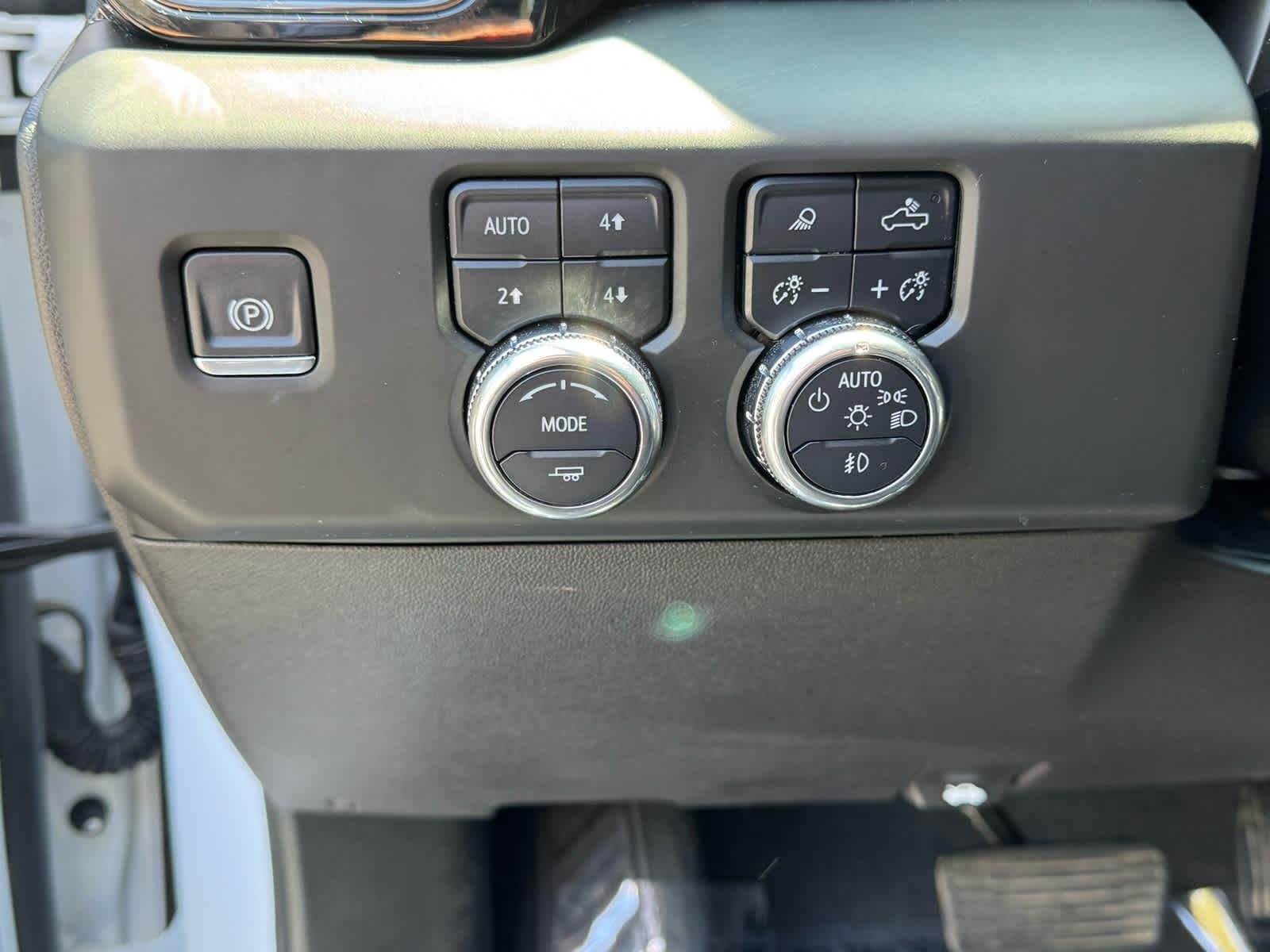 2024 GMC Sierra 1500 AT4 - Photo 33