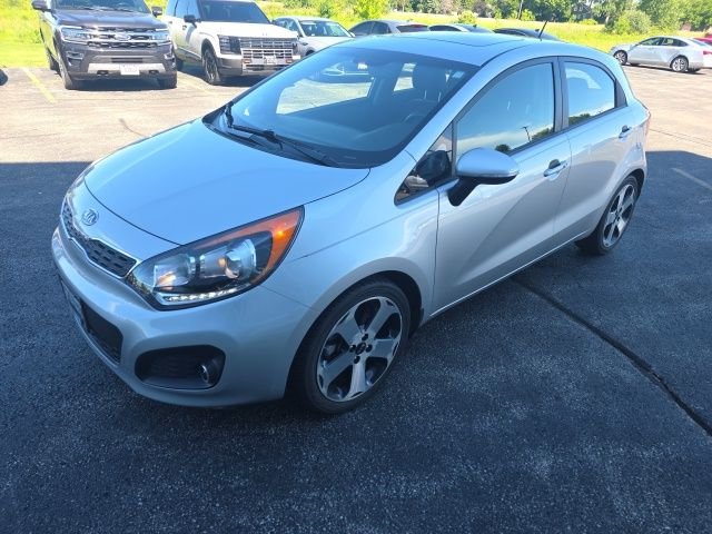 Used 2012 Bright Silver Kia SX image 12