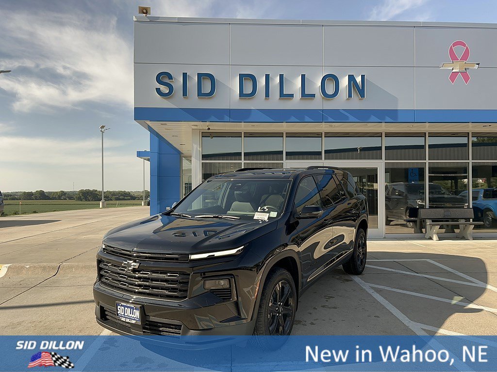 New 2027 Mosaic Black Metallic Chevrolet LT image 1