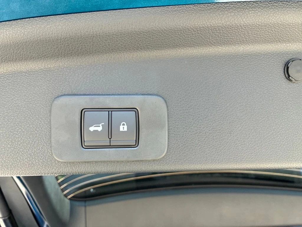 New 2026 Aurora Blue Pearl Metallic Nissan SL image 14