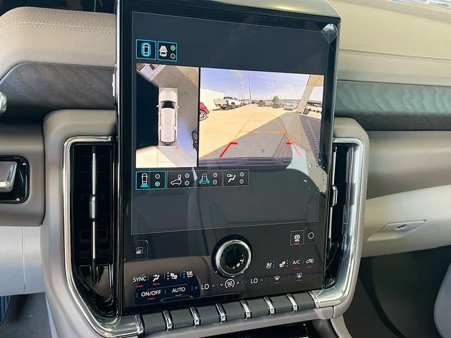 2026 GMC Yukon XL Denali - Photo 9