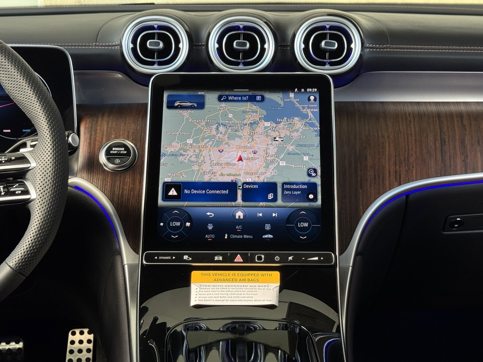 New 2026 Polar White Mercedes-Benz GLC 300 image 33