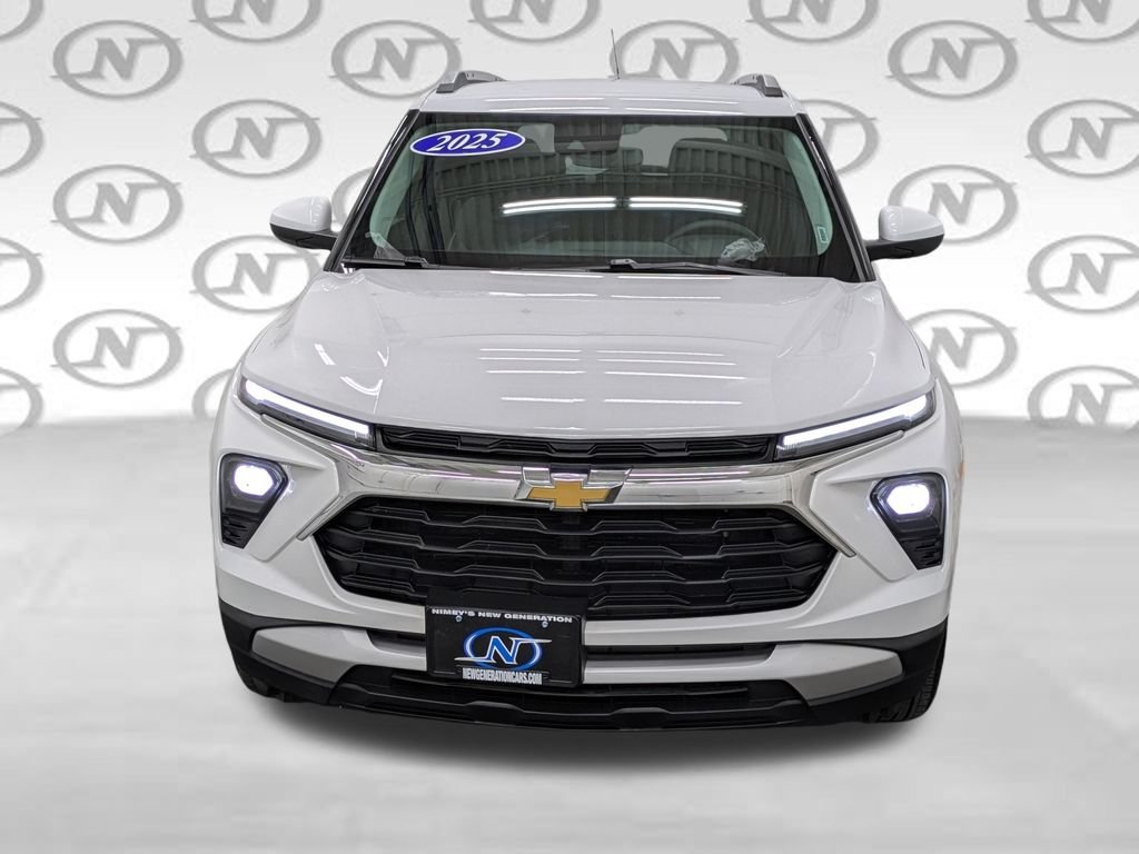 Used 2025 White Chevrolet LT image 14