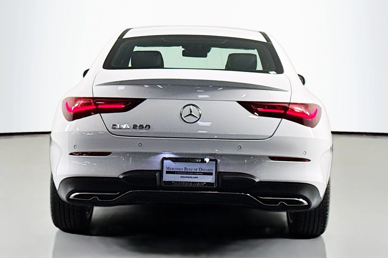 Certified Used 2024 Polar White Mercedes-Benz 250 image 5