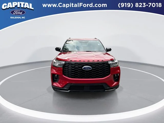 Used 2025 Red Ford ST-Line image 3