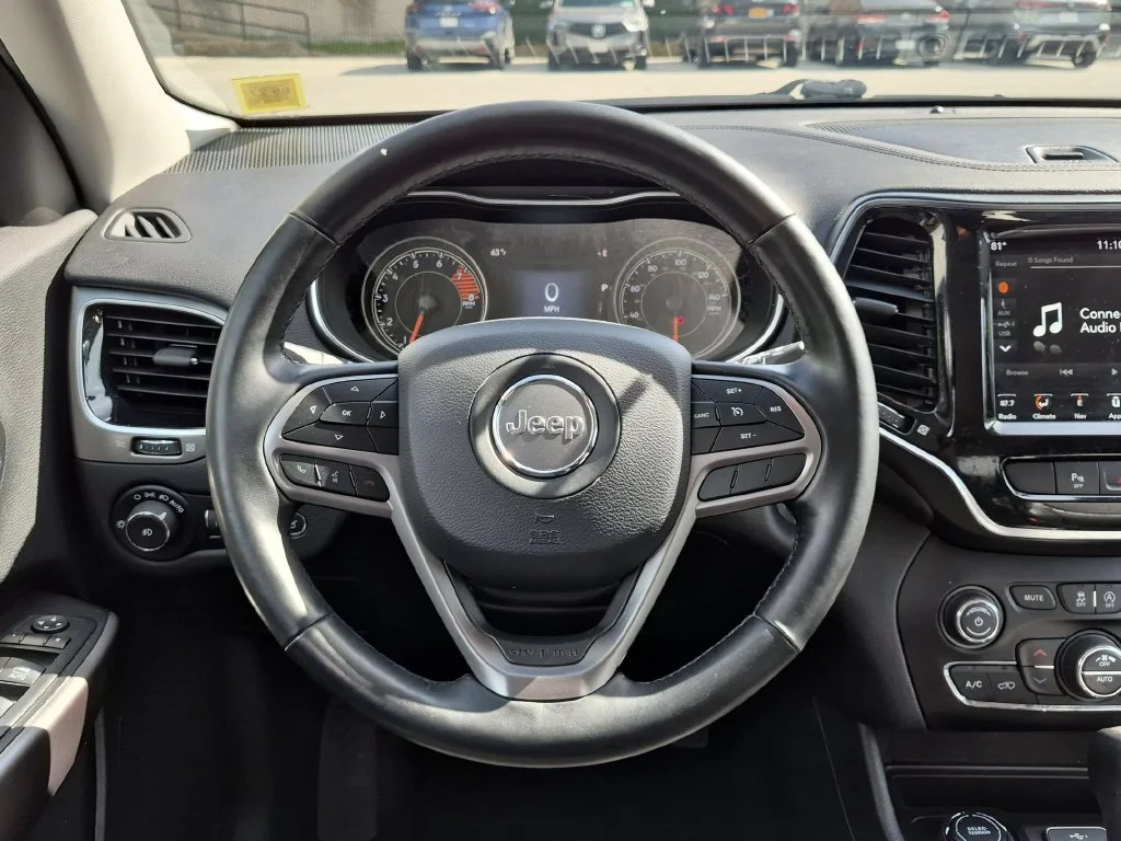 Used 2019 Black Jeep Limited image 12