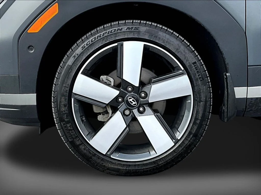 Used 2025 Gray Hyundai Limited image 33