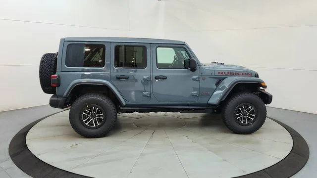 New 2026 Anvil Clear-Coat Exterior Paint Jeep Rubicon X image 11
